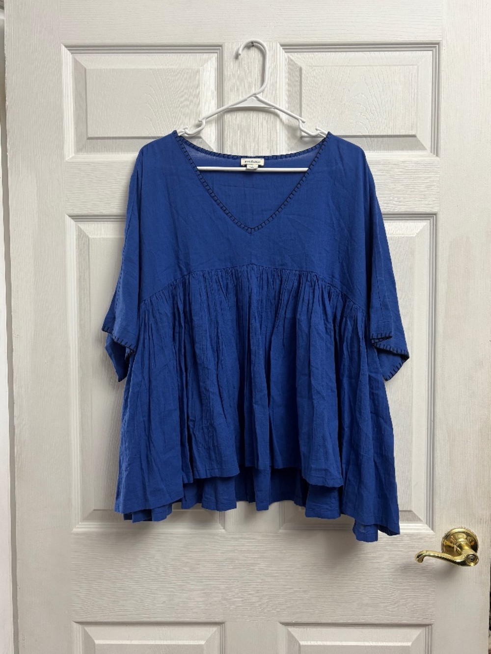 Women's Sundance Navy Blue Flowy Boho Short Sleeve Top